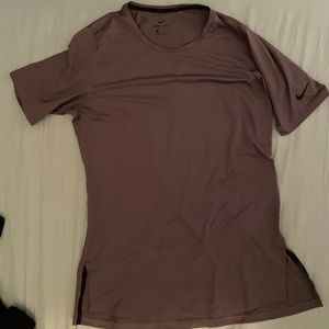 Nike training utility tee large gray